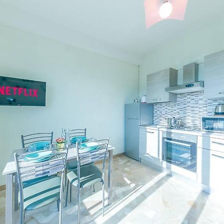 Navigli - Downtown - Duomo Spacious Two Bedroom Apartment - Close To Metro - Ac - Wi-Fi Milão Exterior foto
