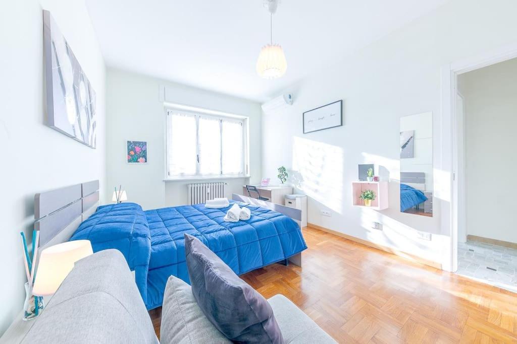 Navigli - Downtown - Duomo Spacious Two Bedroom Apartment - Close To Metro - Ac - Wi-Fi Milão Exterior foto