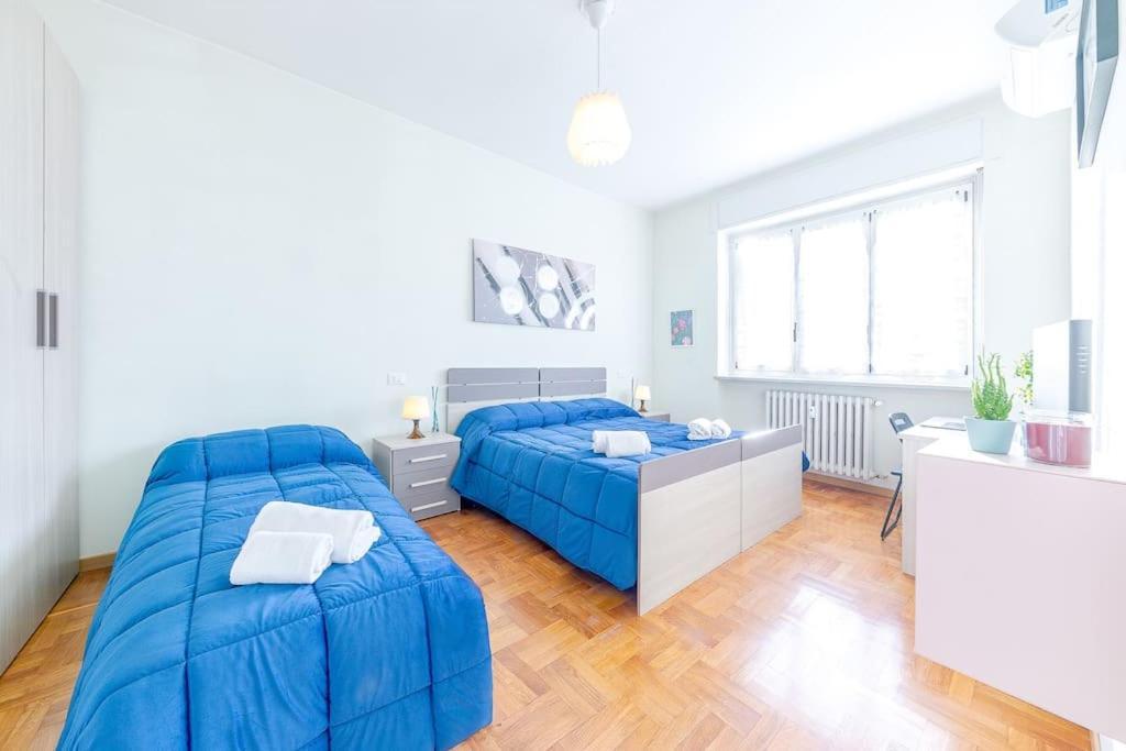 Navigli - Downtown - Duomo Spacious Two Bedroom Apartment - Close To Metro - Ac - Wi-Fi Milão Exterior foto