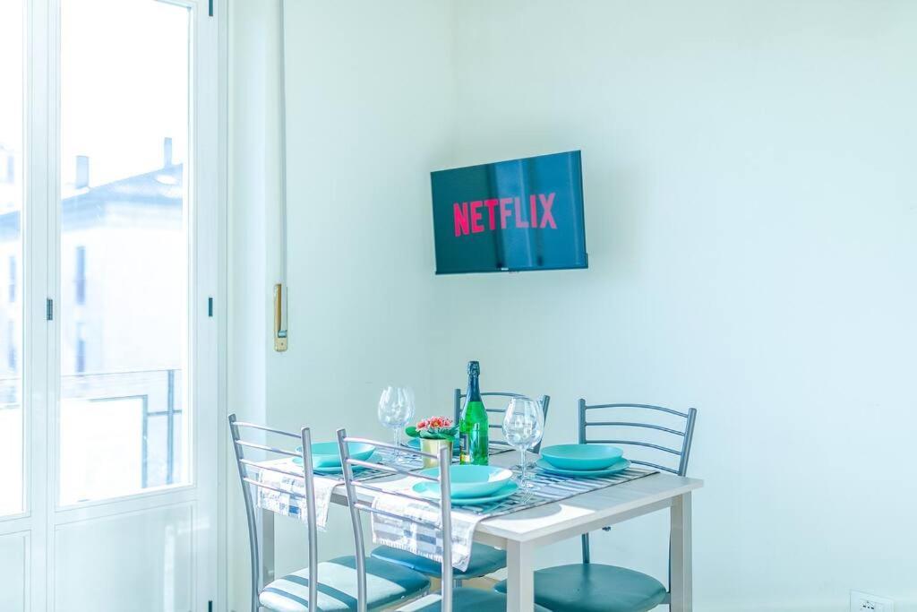 Navigli - Downtown - Duomo Spacious Two Bedroom Apartment - Close To Metro - Ac - Wi-Fi Milão Exterior foto